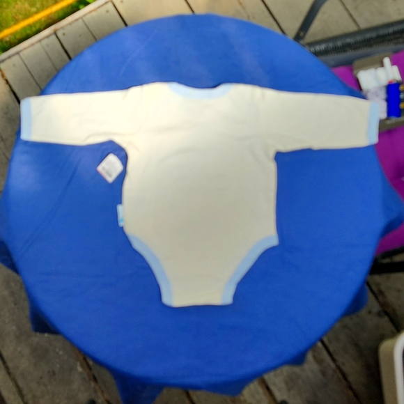 Onesie by Please Mum - Picture 2 of 2